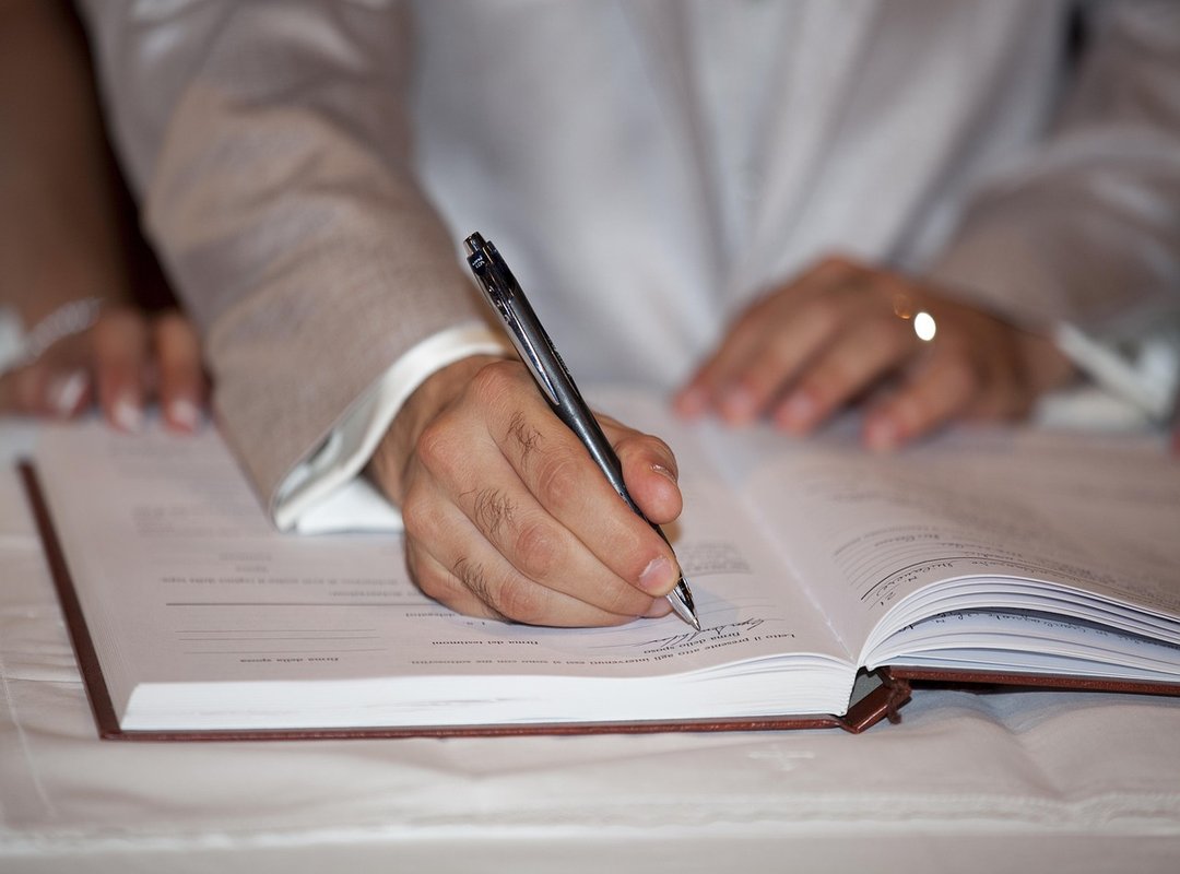 How to Get the Official, High-Quality Version for Offline Listening